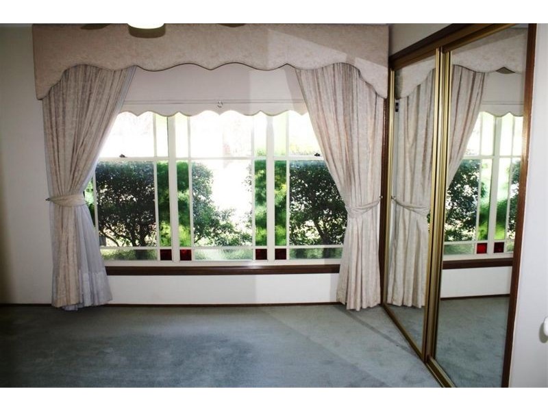 7 Ancura Court, Wattle Grove NSW 2173