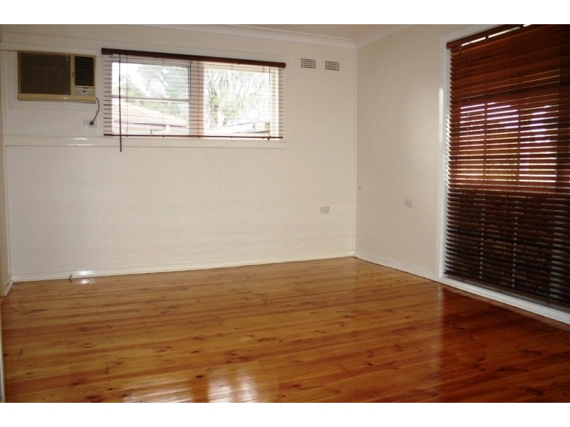 12  Lae Rd, Holsworthy NSW 2173