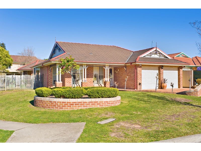 12  Martindale Court, Wattle Grove NSW 2173