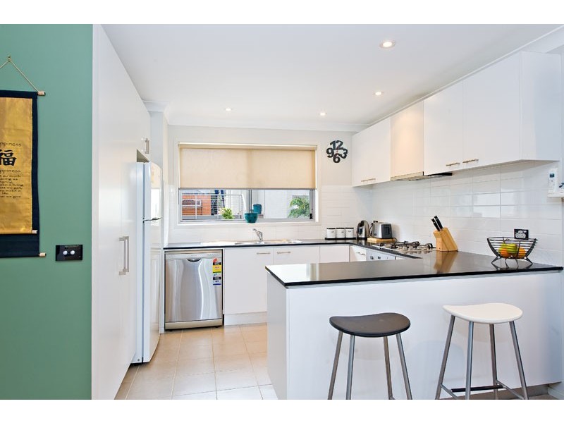 2/19  Parkwood Rd, Holsworthy NSW 2173