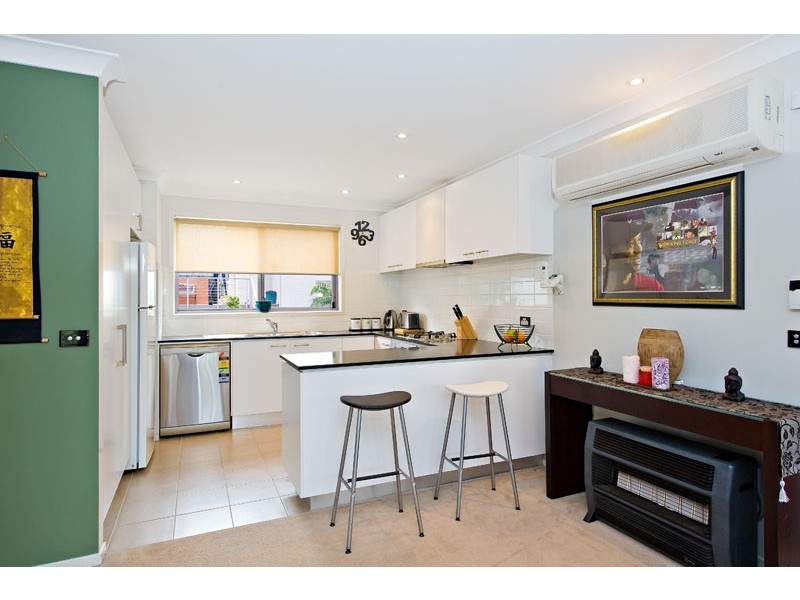 2/19  Parkwood Rd, Holsworthy NSW 2173