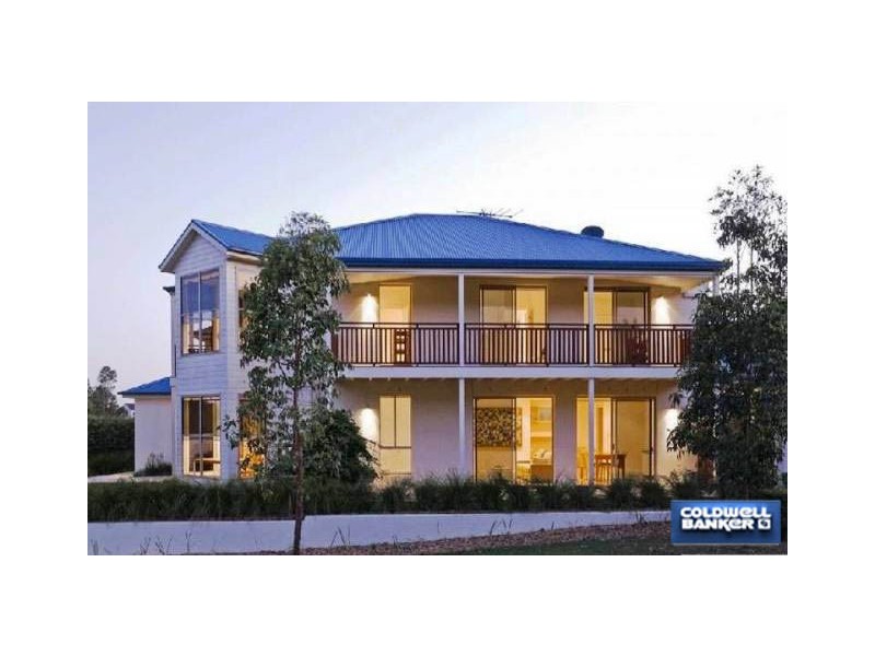 12 Barrack Circuit, Macquarie Links NSW 2565