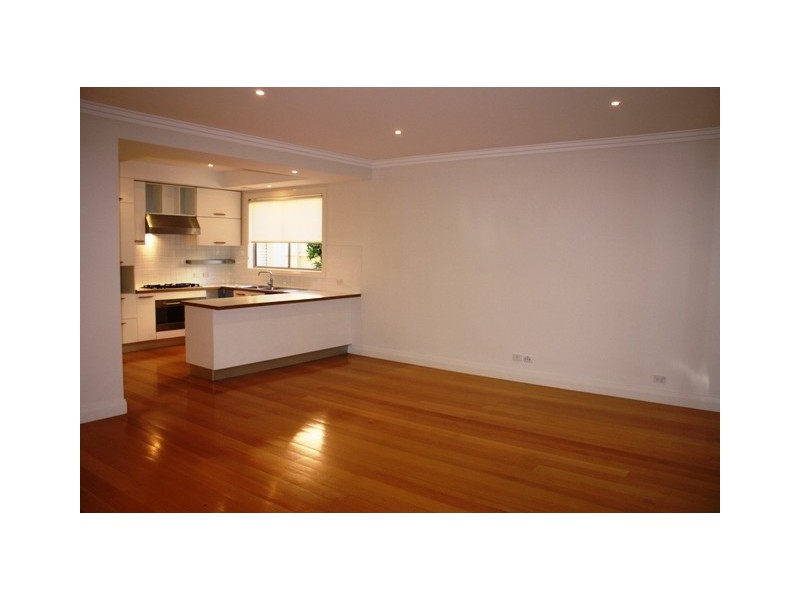 12 Barrack Circuit, Macquarie Links NSW 2565