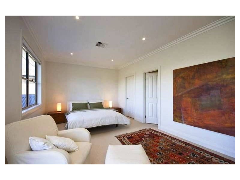 12 Barrack Circuit, Macquarie Links NSW 2565