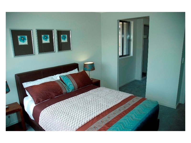 30 Whitfield Pde, Hammondville NSW 2170