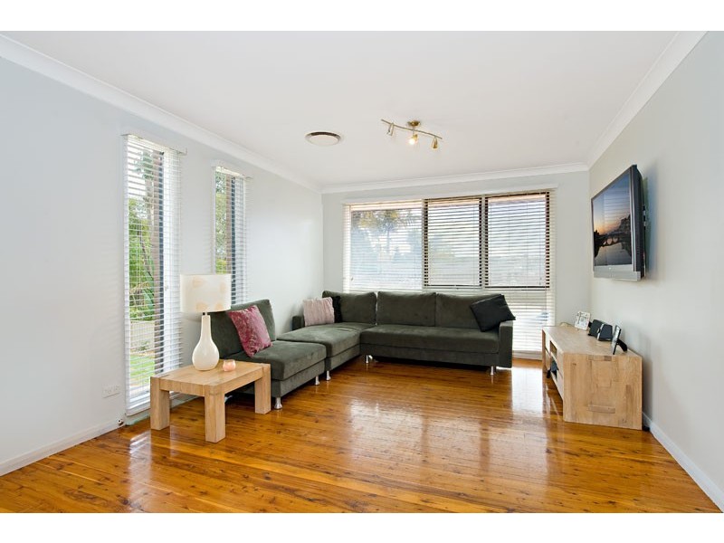 5  Bingara Drive, Sandy Point NSW 2172