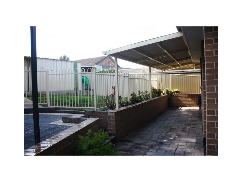 3 Dargie St, Mount Pritchard NSW 2170