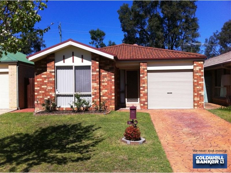 12 Sandover Court, Wattle Grove NSW 2173