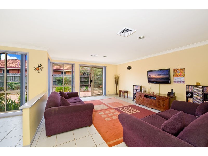 18 Cassinia Court, Wattle Grove NSW 2173