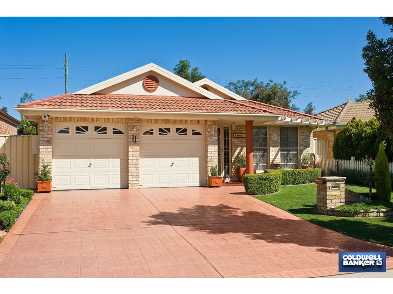 11 Tweed Crt, Wattle Grove NSW 2173