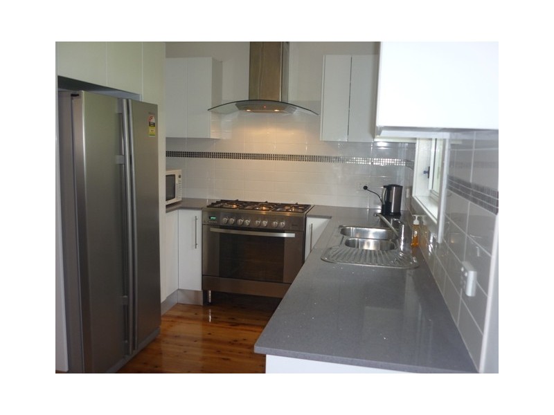 40 Brallos Ave, Holsworthy NSW 2173