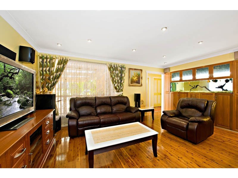 13 Sligar Avenue, Hammondville NSW 2170