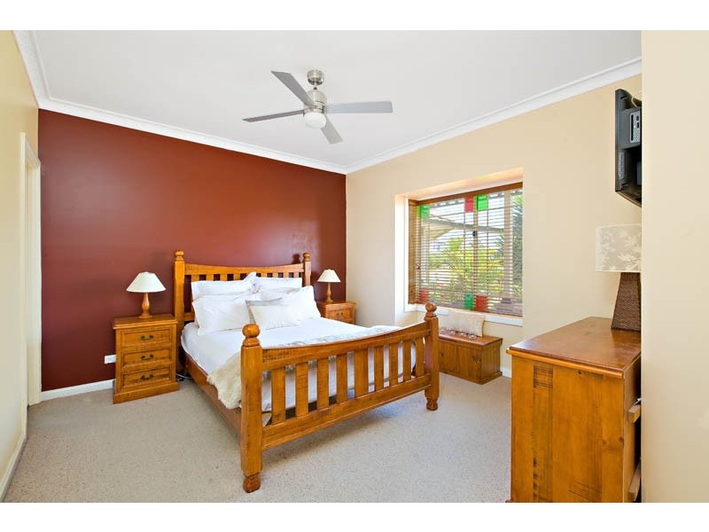 20 Beltana Crt, Wattle Grove NSW 2173