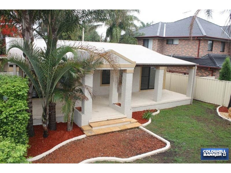 135 Bardia  Pde, Holsworthy NSW 2173