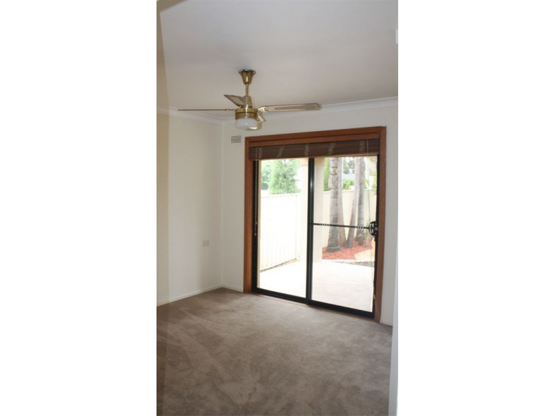 135 Bardia  Pde, Holsworthy NSW 2173
