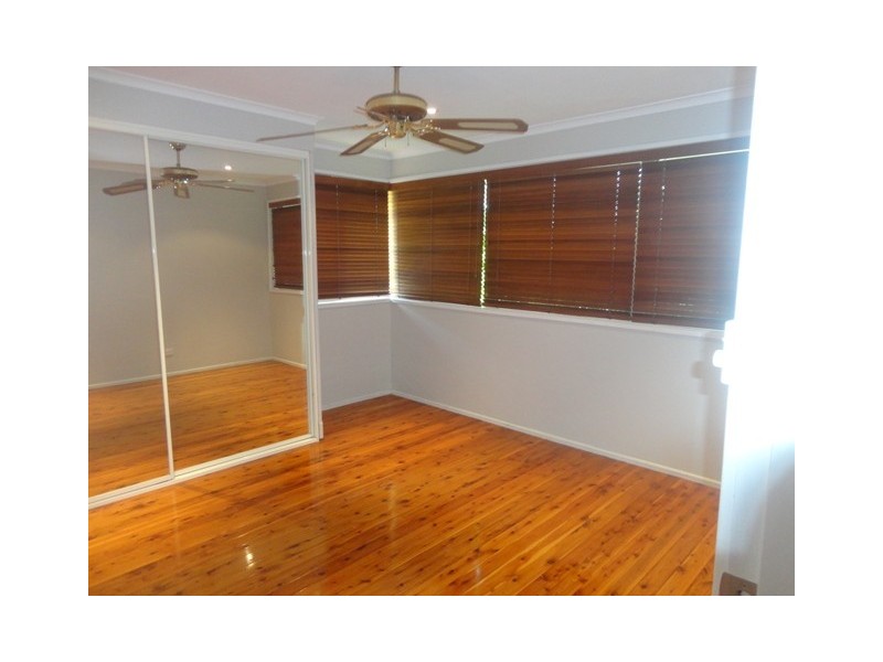 8 Bingara Drive, Sandy Point NSW 2172