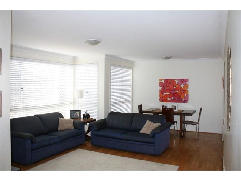 21 Tweed Crt, Wattle Grove NSW 2173