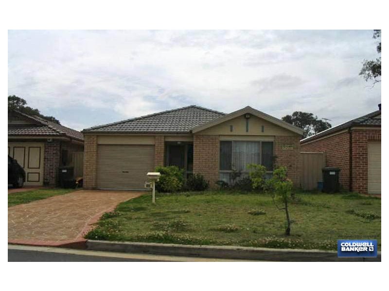 22  Kinchega Crt, Wattle Grove NSW 2173