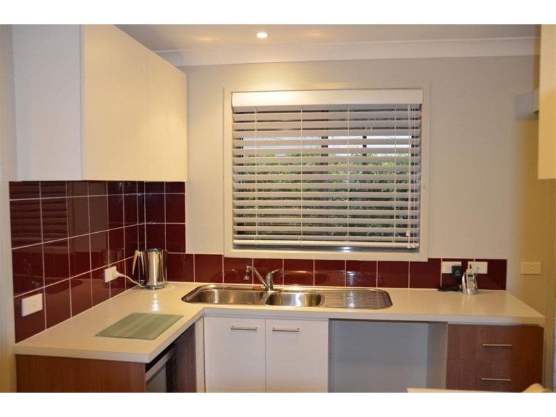 4  Whitfield Pde, Hammondville NSW 2170