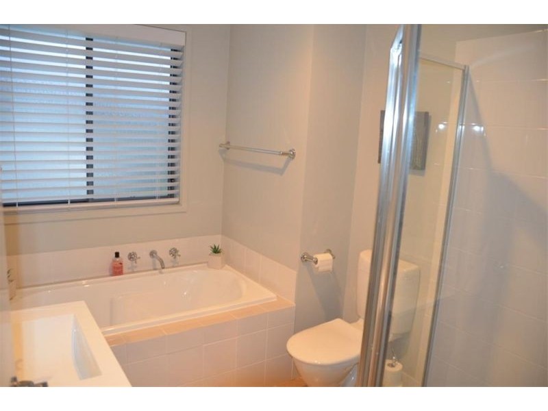 4  Whitfield Pde, Hammondville NSW 2170