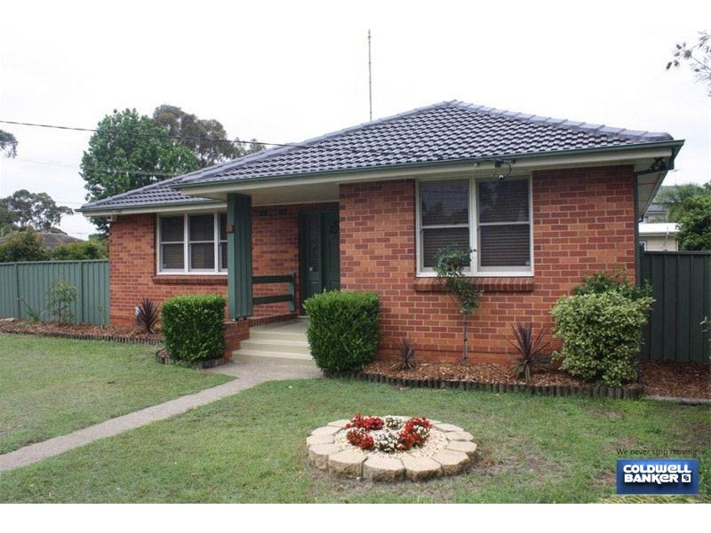 15  Mubo Cres, Holsworthy NSW 2173