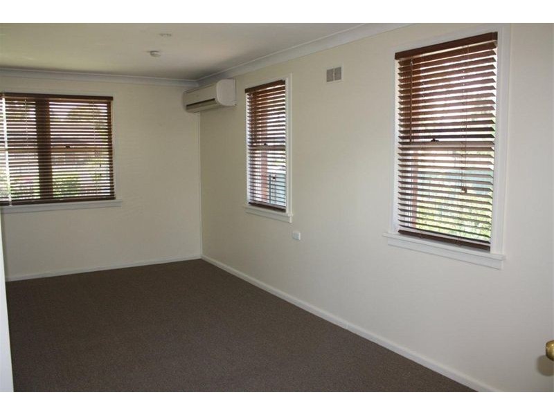 15  Mubo Cres, Holsworthy NSW 2173