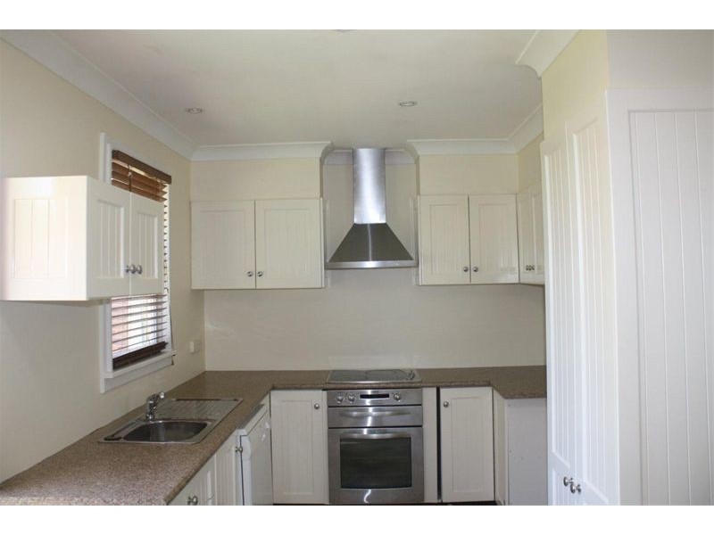 15  Mubo Cres, Holsworthy NSW 2173