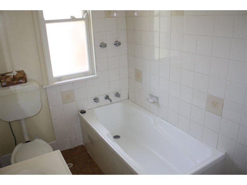 15  Mubo Cres, Holsworthy NSW 2173