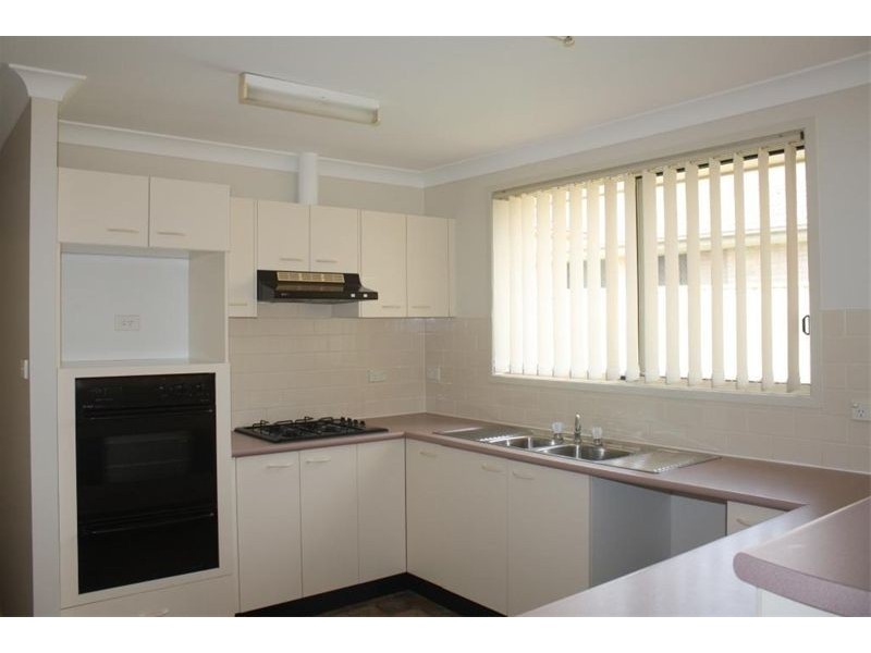 6 Cattai Crt, Holsworthy NSW 2173
