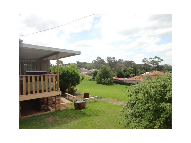 15 Cowper Street, Picton NSW 2571