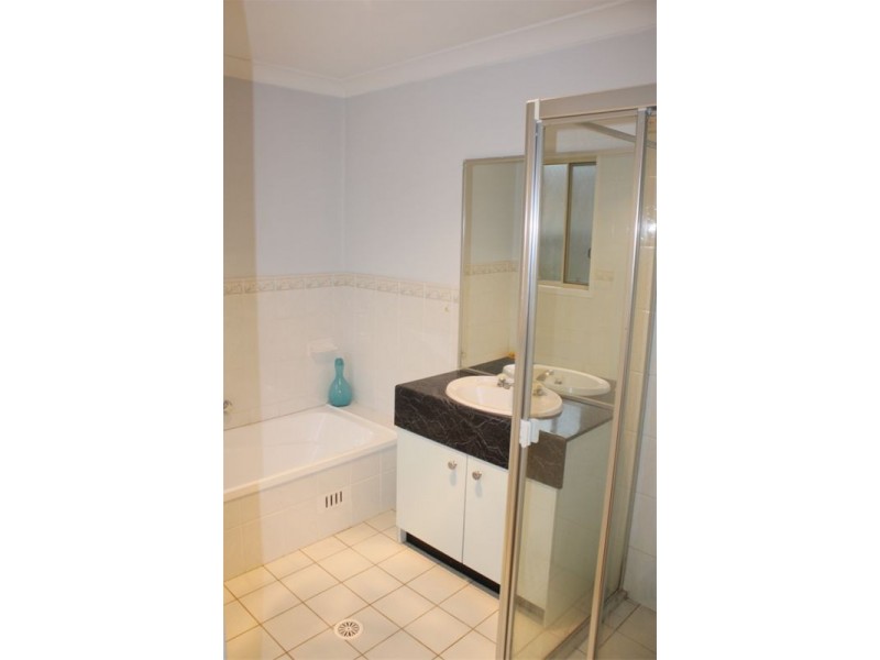 3A Monash Ave, Wattle Grove NSW 2173