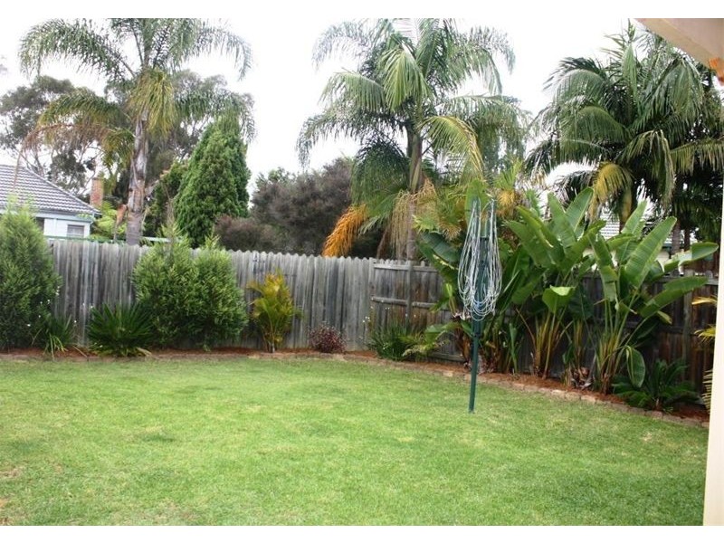 3A Monash Ave, Wattle Grove NSW 2173