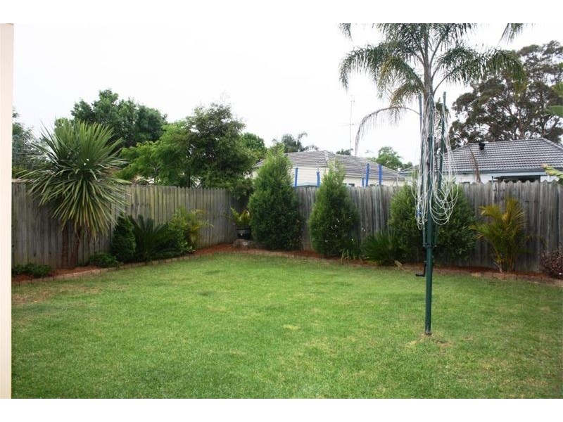 3A Monash Ave, Wattle Grove NSW 2173