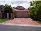 4 Barrington Court, Wattle Grove NSW 2173