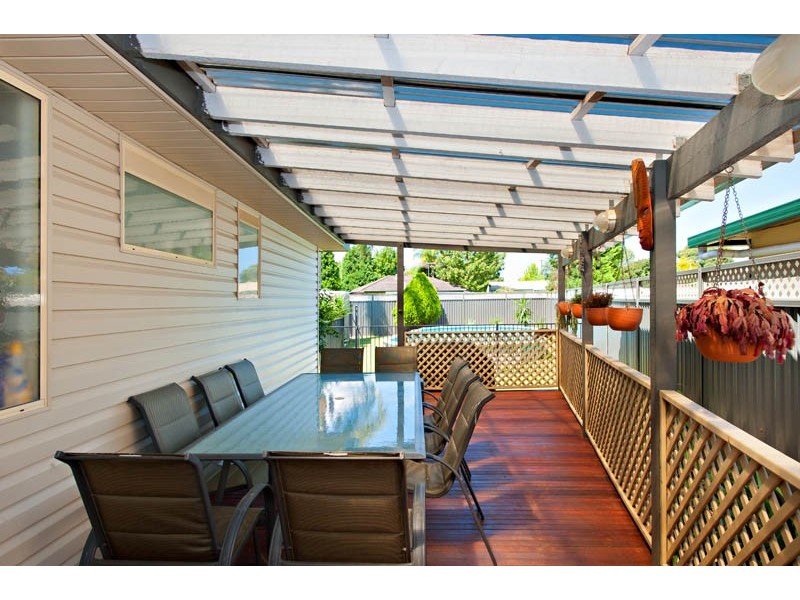 42  Derna Rd, Holsworthy NSW 2173