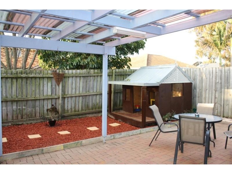 21  Ellesmere Court, Wattle Grove NSW 2173