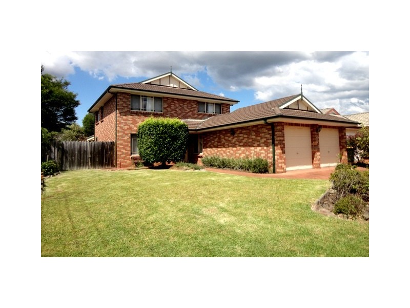 2 Lyndhurst Court, Wattle Grove NSW 2173
