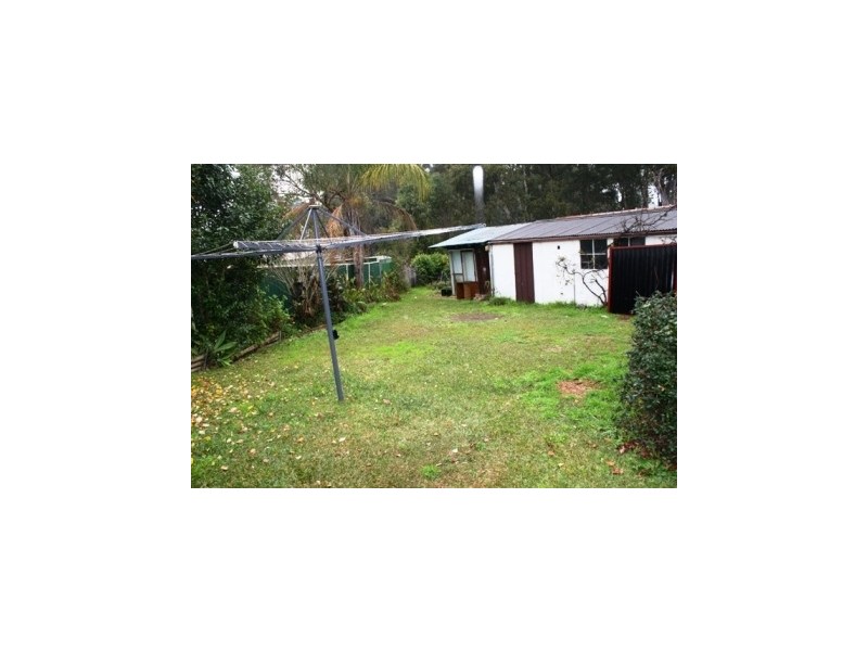 8 Kelvin Pl, Busby NSW 2168