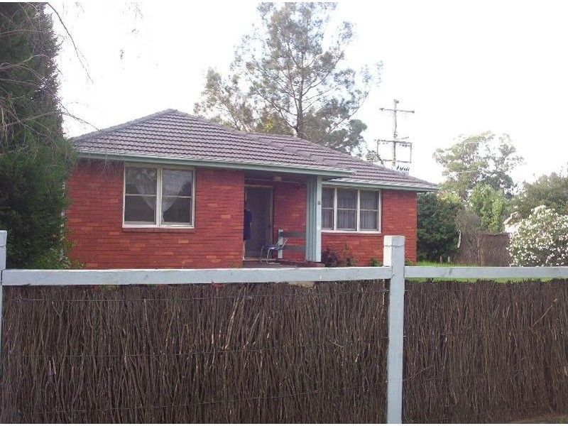 8 Huon Crescent, Holsworthy NSW 2173