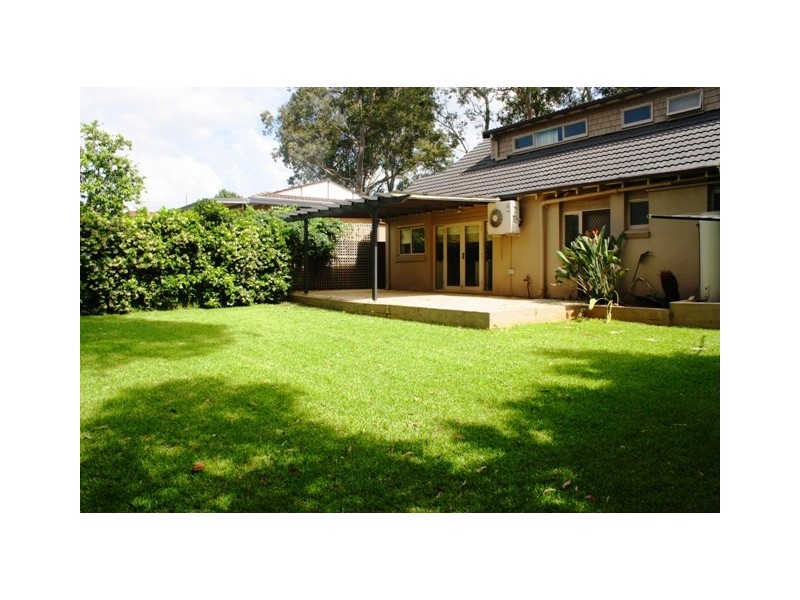 18 Bangalla Av, Chipping Norton NSW 2170
