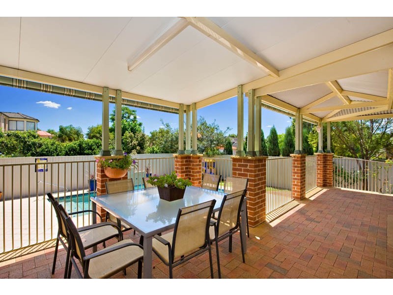 1 Ajuga Crt, Voyager Point NSW 2172