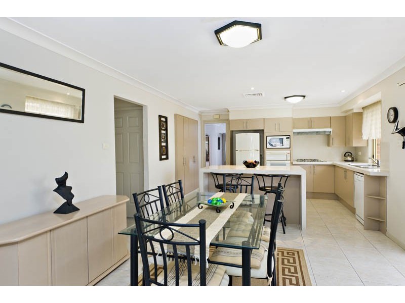 41  Birdwood Avenue, Wattle Grove NSW 2173