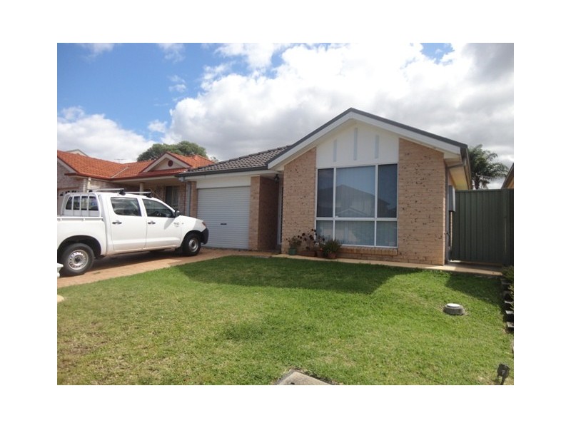 18 Yengo Court, Holsworthy NSW 2173