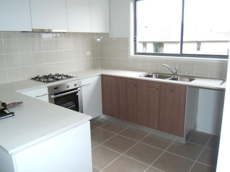 3/11 The Boulevarde, Holsworthy NSW 2173