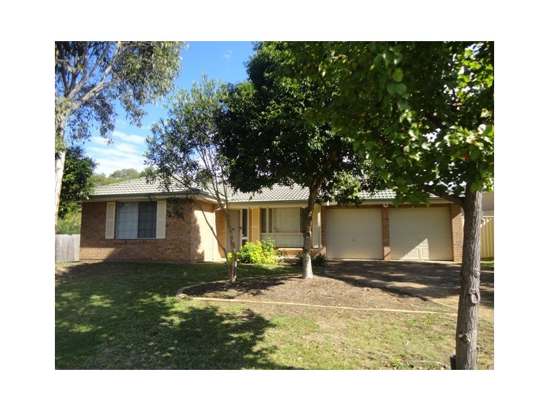 7 Cattai Court, Wattle Grove NSW 2173