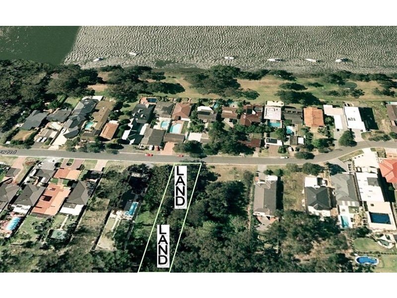 19 Riverview Rd, Pleasure Point NSW 2172
