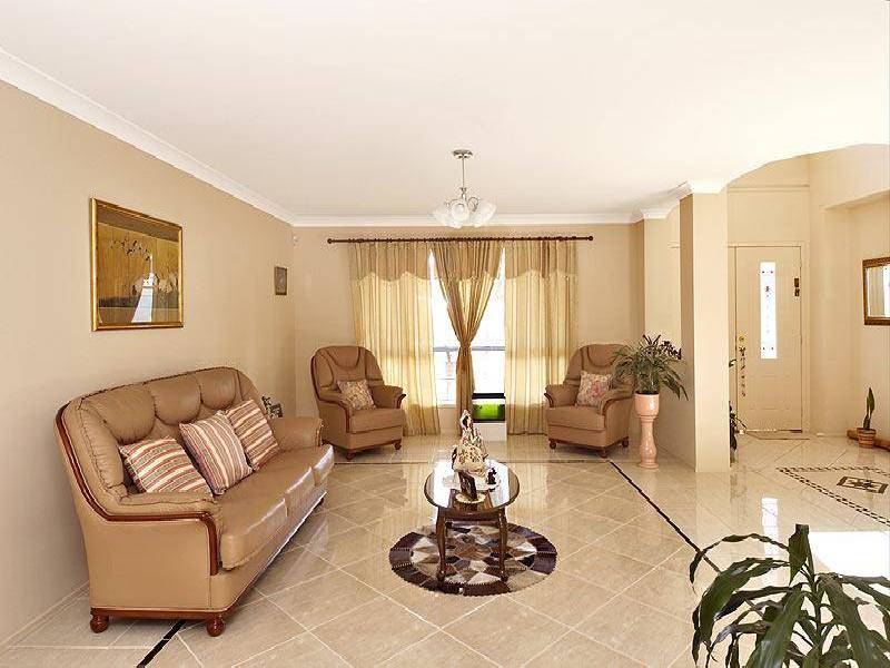 5  Punctata Crt, Voyager Point NSW 2172