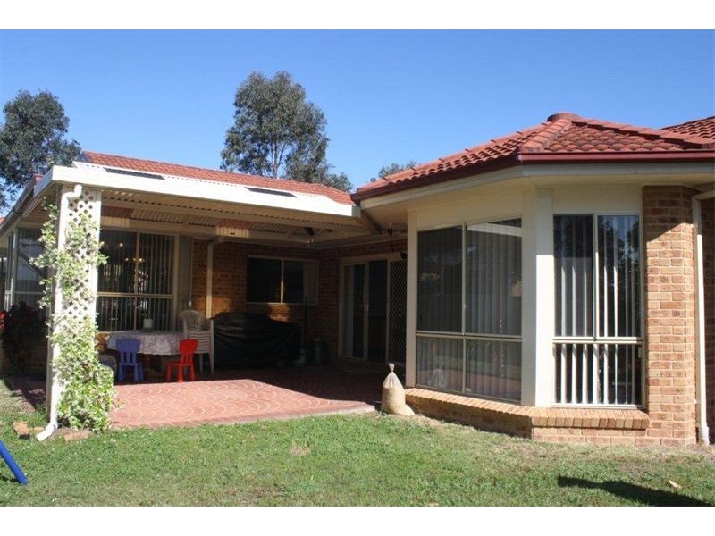 1 Woollsia Court, Voyager Point NSW 2172