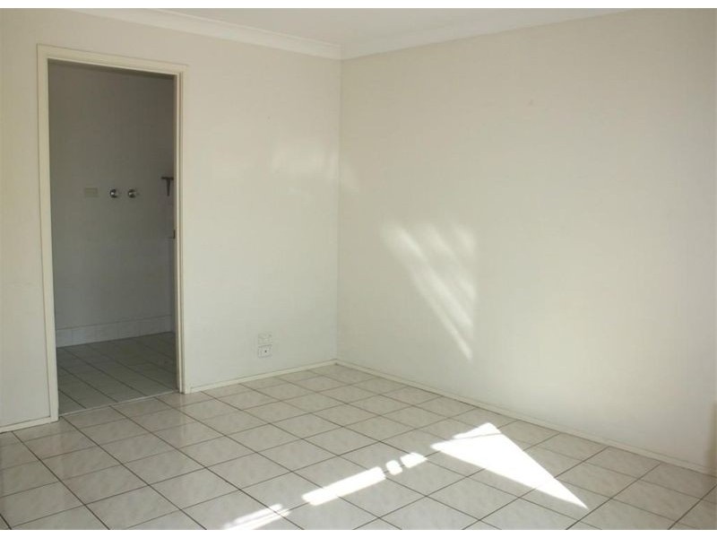 11 Tusculum Court, Wattle Grove NSW 2173