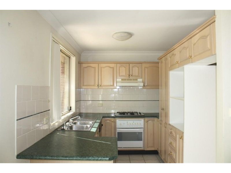 11 Tusculum Court, Wattle Grove NSW 2173